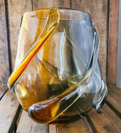 Vaso Decorativo de Vidro Laranja e Fumê com Relevos - loja online