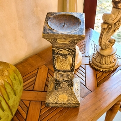 Castiçal Decorativo Entalhado a Mão - Marcenaria Tiradentes - Móveis e Decoração Artesanais de alto padrão