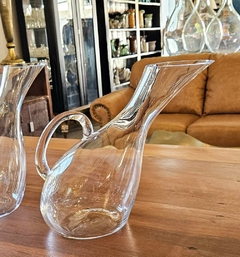 Jarro Decanter Inclinado em Vidro para Vinho Transp. com Alça - comprar online