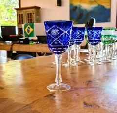 Taça Decorativa de Cristal Azul para Água - Marcenaria Tiradentes - Móveis e Decoração Artesanais de alto padrão