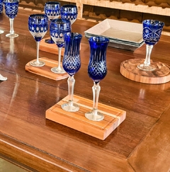 Taça Decorativa de Cristal Azul Base Estanho para Champagne - Marcenaria Tiradentes - Móveis e Decoração Artesanais de alto padrão