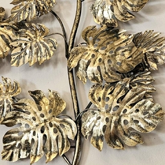 Escultura de Metal para Parede Folhas Folheadas - Marcenaria Tiradentes - Móveis e Decoração Artesanais de alto padrão