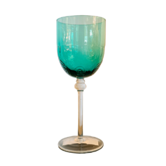 Taça Decorativa de Vidro Verde para Vinho com Pé Torneado