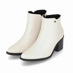 Bota Feminina Piccadilly off white Ref 766001