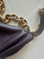 Imagem do BOTTEGA VENETA Chain Pouch Leather Crossbody