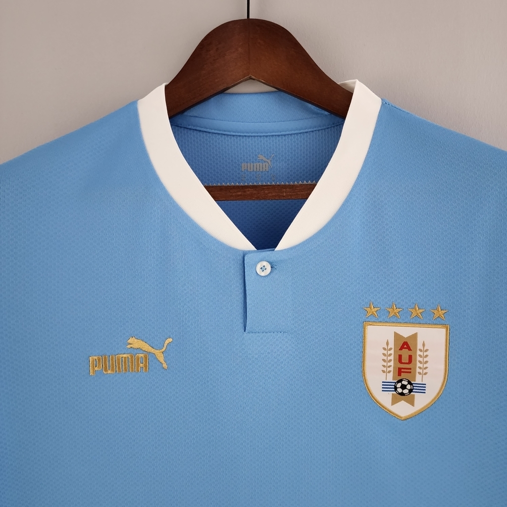 Camiseta URUGUAY escudo celeste