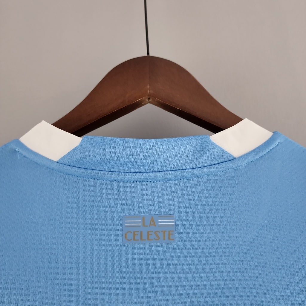 Camiseta URUGUAY escudo celeste