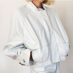 Pre Order Bomber María White - comprar online