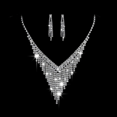 Conjunto de joyas con borla de cristal de lujo (CMP CJT1009)