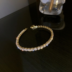 Pulsera de circonita geométrica chapada en oro de 14K para mujer y niña (CMP PLS10012) en internet