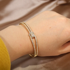 Pulsera ajustable con nudo de circón, brazalete de lujo, chapado en oro de 14k (CMP PLS10017) - tienda en línea