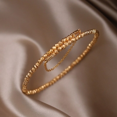 Pulsera ajustable con nudo de circón, brazalete de lujo, chapado en oro de 14k (CMP PLS10017) - CMP Shopping Global