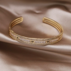 Pulsera ajustable con nudo de circón, brazalete de lujo, chapado en oro de 14k (CMP PLS10017) - comprar en línea