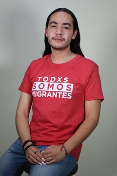 Playera "Todxs Somos Migrantes" en internet