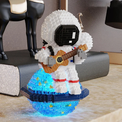 Modelo de astronauta de piezas de guitarra