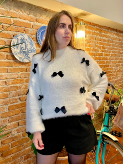 BLUSA DE TRICOT ANGORÁ COM LAÇOS