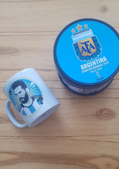 Taza Cerámica Messi Qué Mirá Bobo? en internet