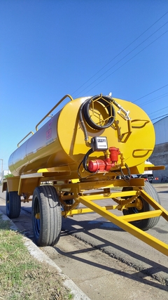 Imagen de ACOPLADOS-TANQUES PARA TRANSPORTE DE COMBUSTIBLE