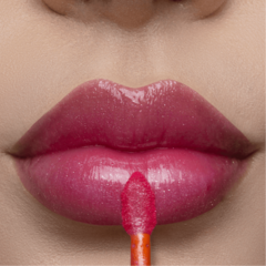 Imagem do GLOSS PLUMP FIRE KISS - BUBBLE GUM C/06 - MARI MARIA (MM7200-1)