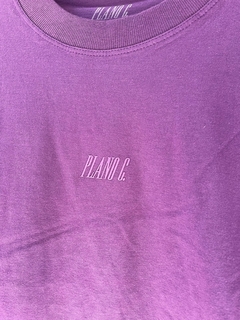 CAMISETA PLANO C LOGO - ROXO - comprar online