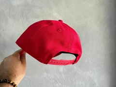 Boné New Era NE - Vermelho na internet