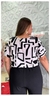 Blusa Plus Size Estampada Manga Curta com Decote V e Renda - comprar online