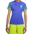 Camisa feminina torcedora Brasil II 22/23 da Nike, na cor azul, com detalhes em verde e estampa de onça nas mangas.