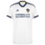 Camisa branca do Los Angeles Galaxy I 22/23, modelo torcedor masculino da Adidas, com logotipo e detalhes em azul.