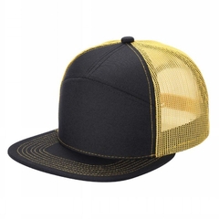 Malla Snapback 7 panel Negro/Oro