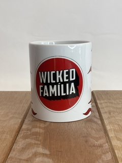 caneca wicked X maria montessori