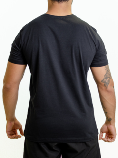 Camiseta Zerodois Fitness Preta na internet