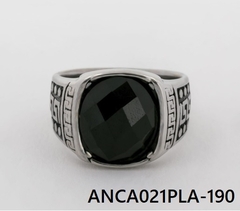 Anillo Plateado con Piedra en Negro Elaborado