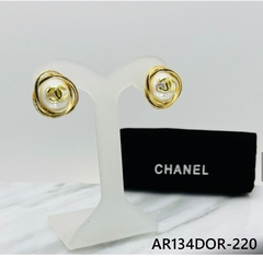 Aretes Pendientes Tipo Chanel