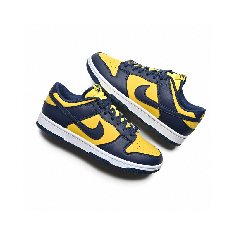 Nike sb store dunk low yellow