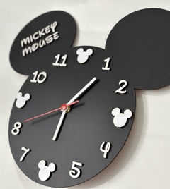 Relógio de Parede Mickey em MDF com apliques - comprar online