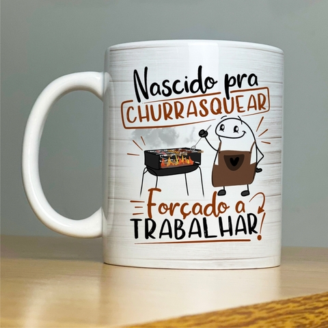 Caneca personalizada nascido para pescar, forçado a trabalhar