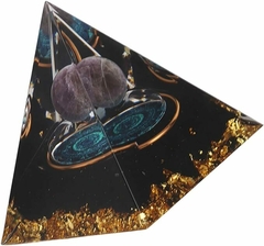 Imagem do Enfeite de pirâmide de cristal