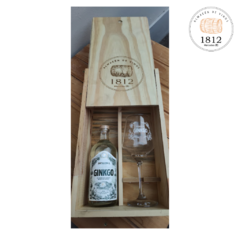 Estuche Madera + Copa + Gin Ginkgo 500cc