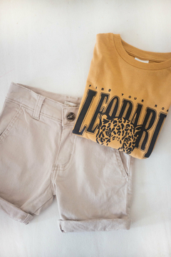 Combo Remera Leopard + Bermuda Gabardina Ceniza - comprar online