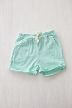 Short Liso Verde pastel