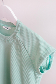 Remera Panal Aqua - comprar online