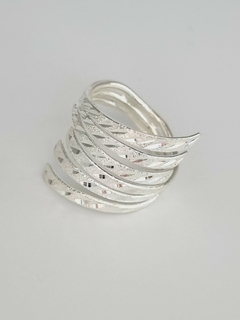 Anillo Triada