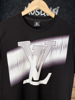 camiseta LV - comprar online