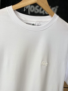 camiseta lacoste monocromatica - comprar online