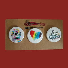 Trio de bottons e/ou imãs, com estampas de LGBTQIAPN+