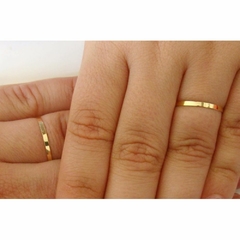 Par de Alianças de Ouro 18k Retas Polidas de 1,80mm com 2gr - comprar online