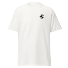 Camiseta branca logo pequeno na internet