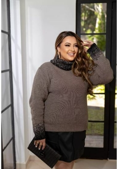 Imagem do Blusa Tricô Plus Size Gola Rolê