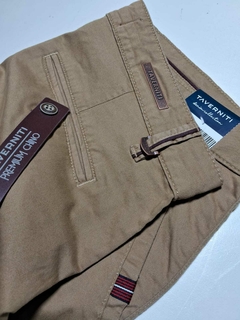 PANTALON CORTE CHINO TAVERNITI $49700 cod. 2436 en internet