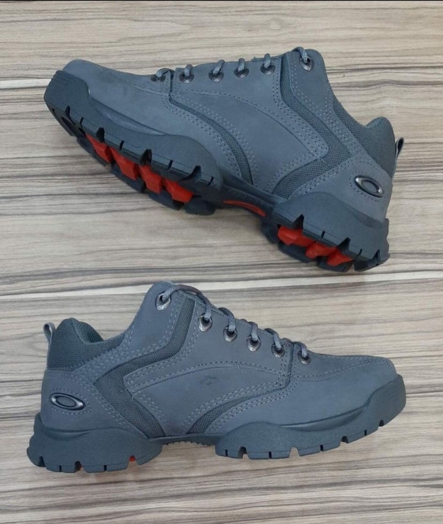 Loja censura 18 tenis da oakley sale